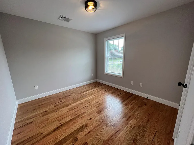 692 New Haven Ave #A — Photo 14