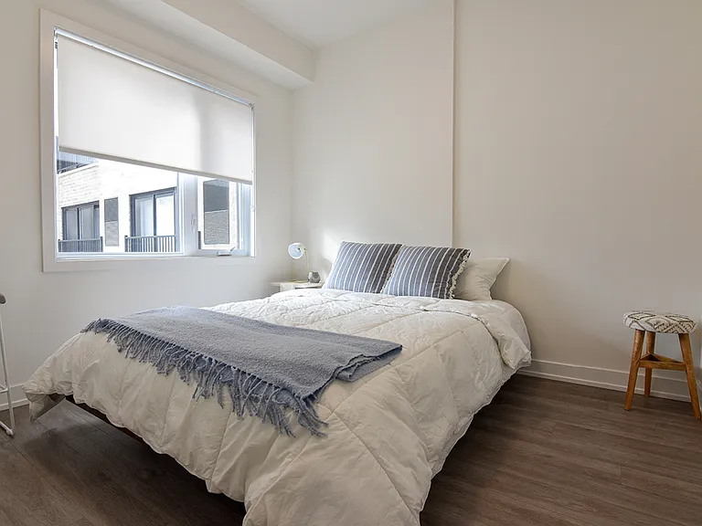 638 Center St — Photo 12