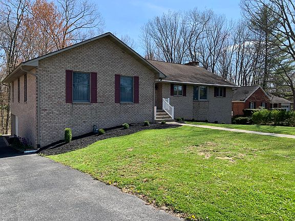5th image of 222 Millstone Dr