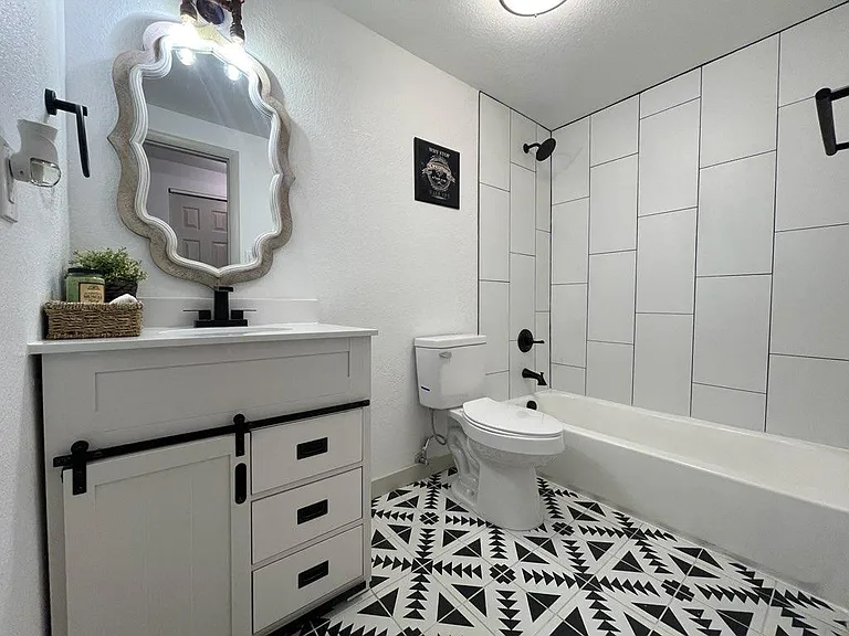8824 E Florida Ave #204 — Photo 4