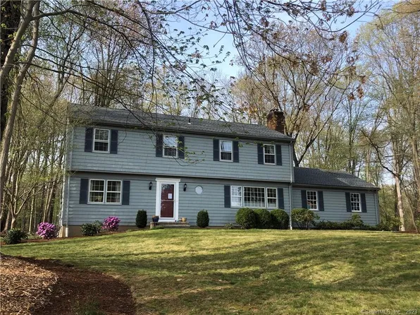 49 Parry Court, Stamford, CT 06907