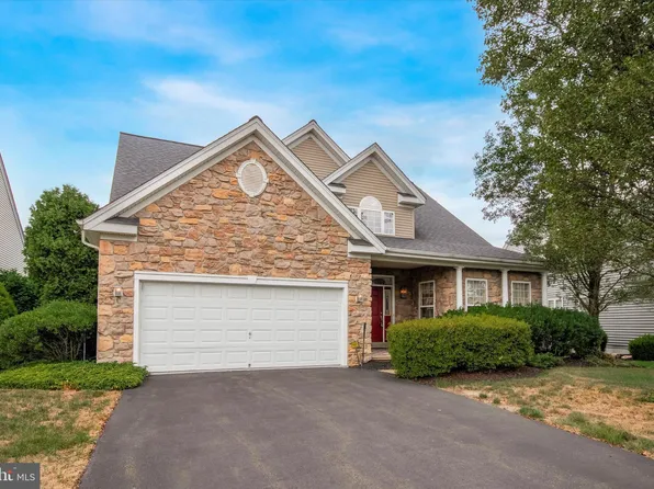736 S Settlers Cir, Warrington, PA 18976