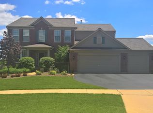 2849 Dartmouth Ln, Dundee, IL 60118