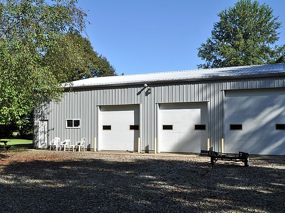 3rd image of 1139 County Road 1175