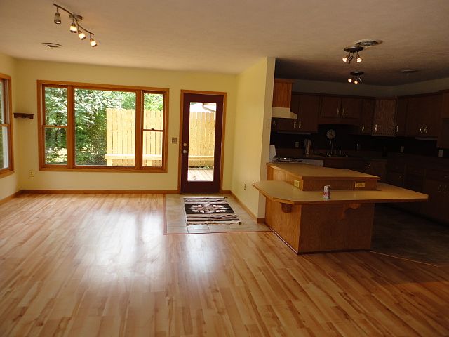 south exit to sun deck