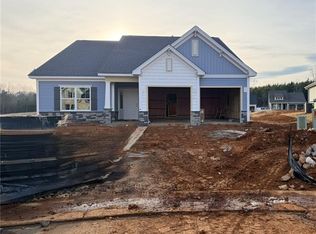 114 Lovefeast Dr, Advance, NC 27006