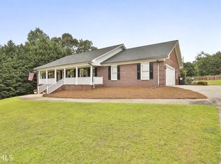 505 Clearwater Dr, McDonough, GA 30252