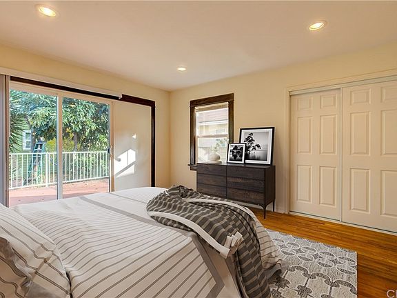 5th image of 4626 Cimarron St