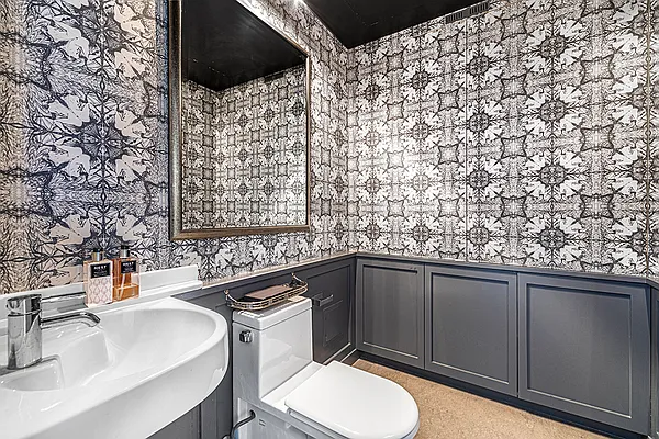 Sold by Compass | media 10