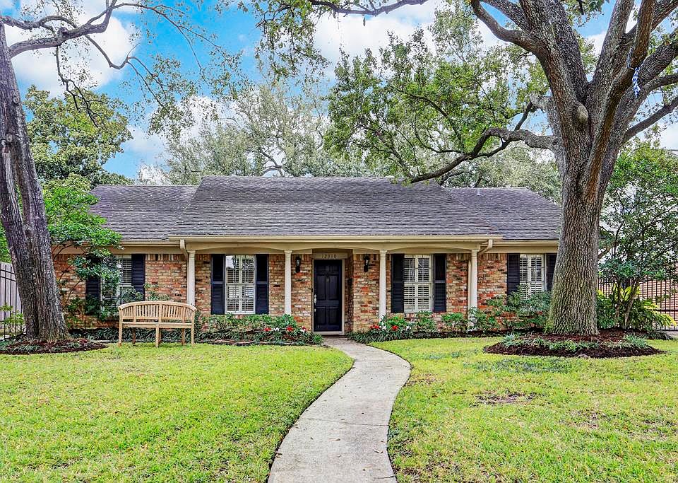 12310 Queensbury Ln, Houston, TX 77024 | Zillow