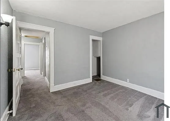 923 Stillman St — Photo 8