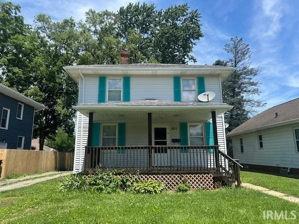 811 E Ewing Ave, South Bend, IN 46613