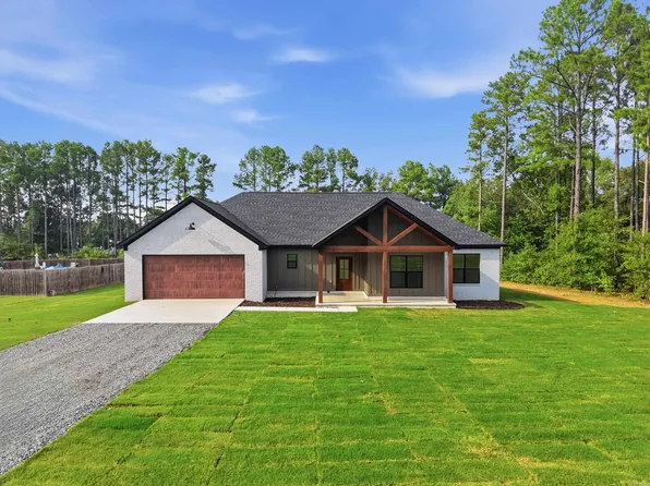 8 Forsythia Ln, Greenbrier, AR 72058