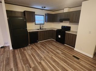 Meadowlark MHC LLC, Junction City, KS 66441