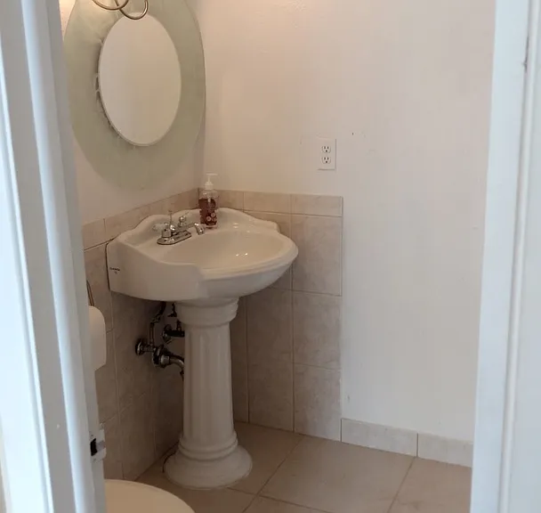 710 W Cleveland Cir — Photo 14
