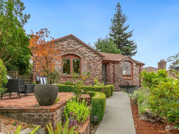 4521 NE 41st Street, Seattle, WA 98105
