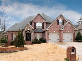 121 Courts Ln, Little Rock, AR 72223