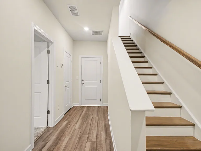 4426 Millennium Ave — Photo 7