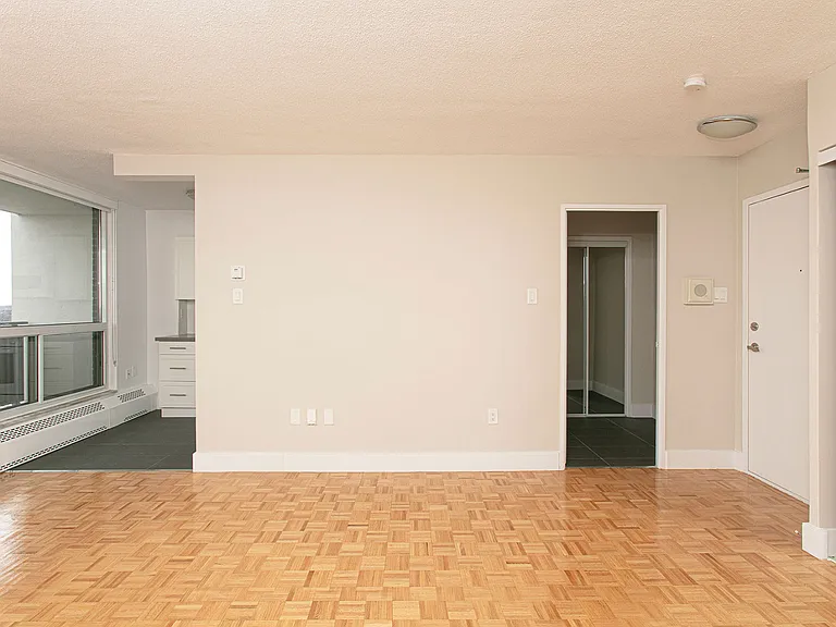 666 Spadina Ave — Photo 11
