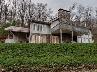 361 Lunsford Rd, Suches, GA 30572