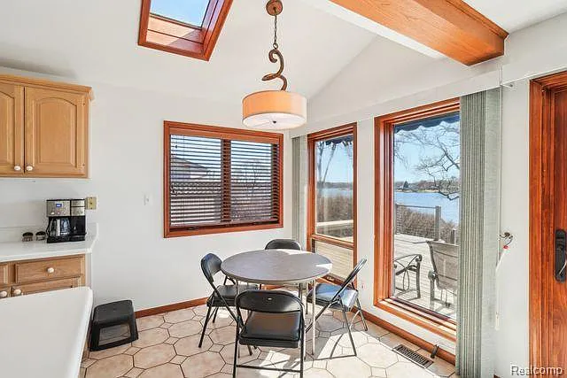 3641 Mann Rd — Photo 24