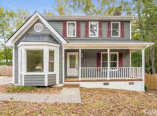 821 Pinewood Dr, Apex, NC 27502