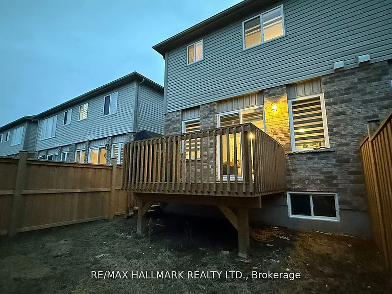 75 John Brabson Cres — Photo 18