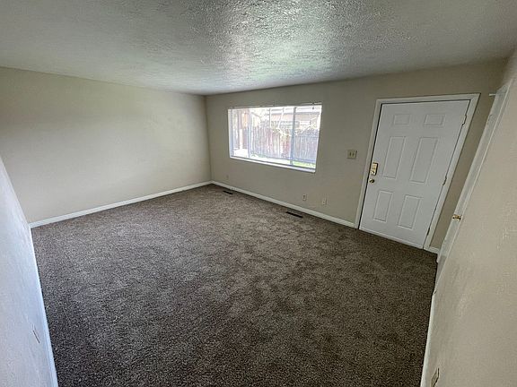 4th image of 2261 E 3205 S #2267