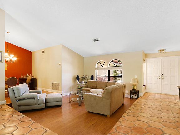 3rd image of 1750 NW 93rd Ter