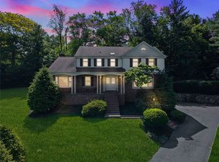 1308 Woodlawn Ct, Pittsburgh, PA
