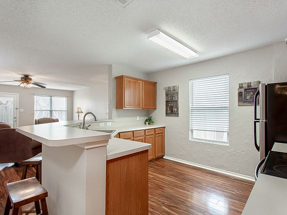 5th image of 9913 Thomas Jefferson Dr