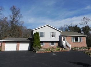 155 Rupp Rd, Gettysburg, PA 17325