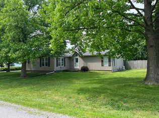 575 Chestnut St, Pocahontas, IL 62275
