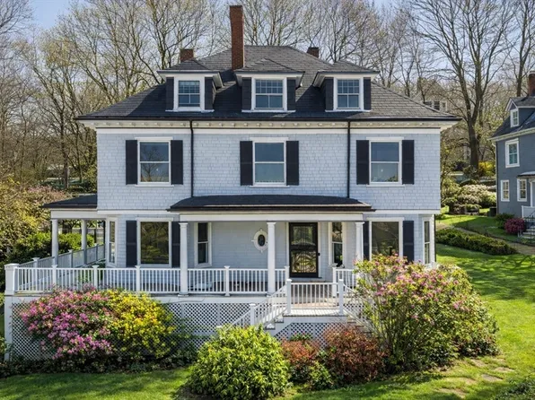 92 Grant Ave, Newton, MA 02459