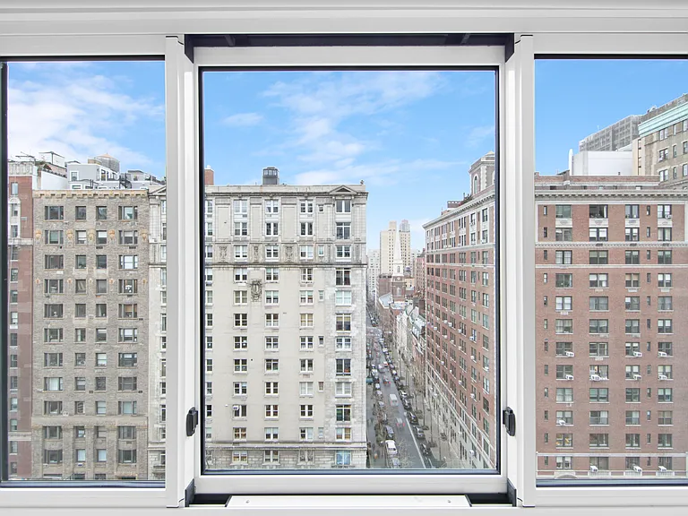 920 Park Ave #12B — Photo 18