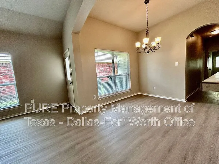 1421 Piedmont Dr — Photo 13