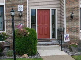 1660 River Rd APT 15, Marysville, MI 48040