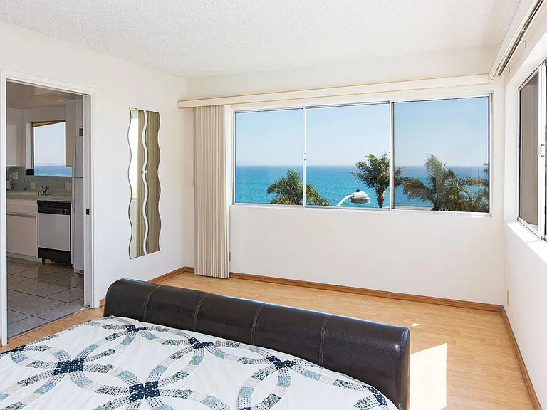 18109 Coastline Dr — Photo 36