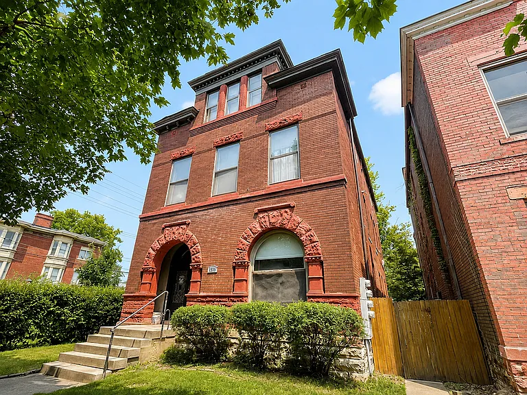 1503 S 4th St — Photo 10