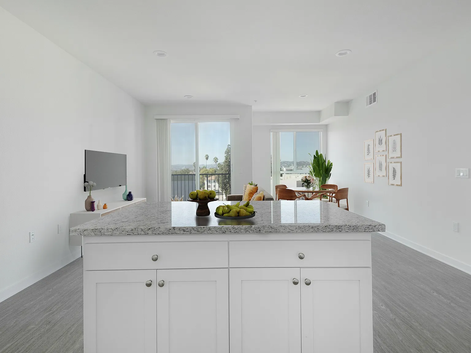 422 South Lake — Photo 4