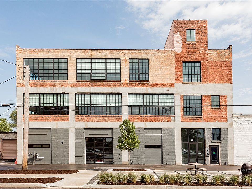 2857EGrandBlvd-June2022-183