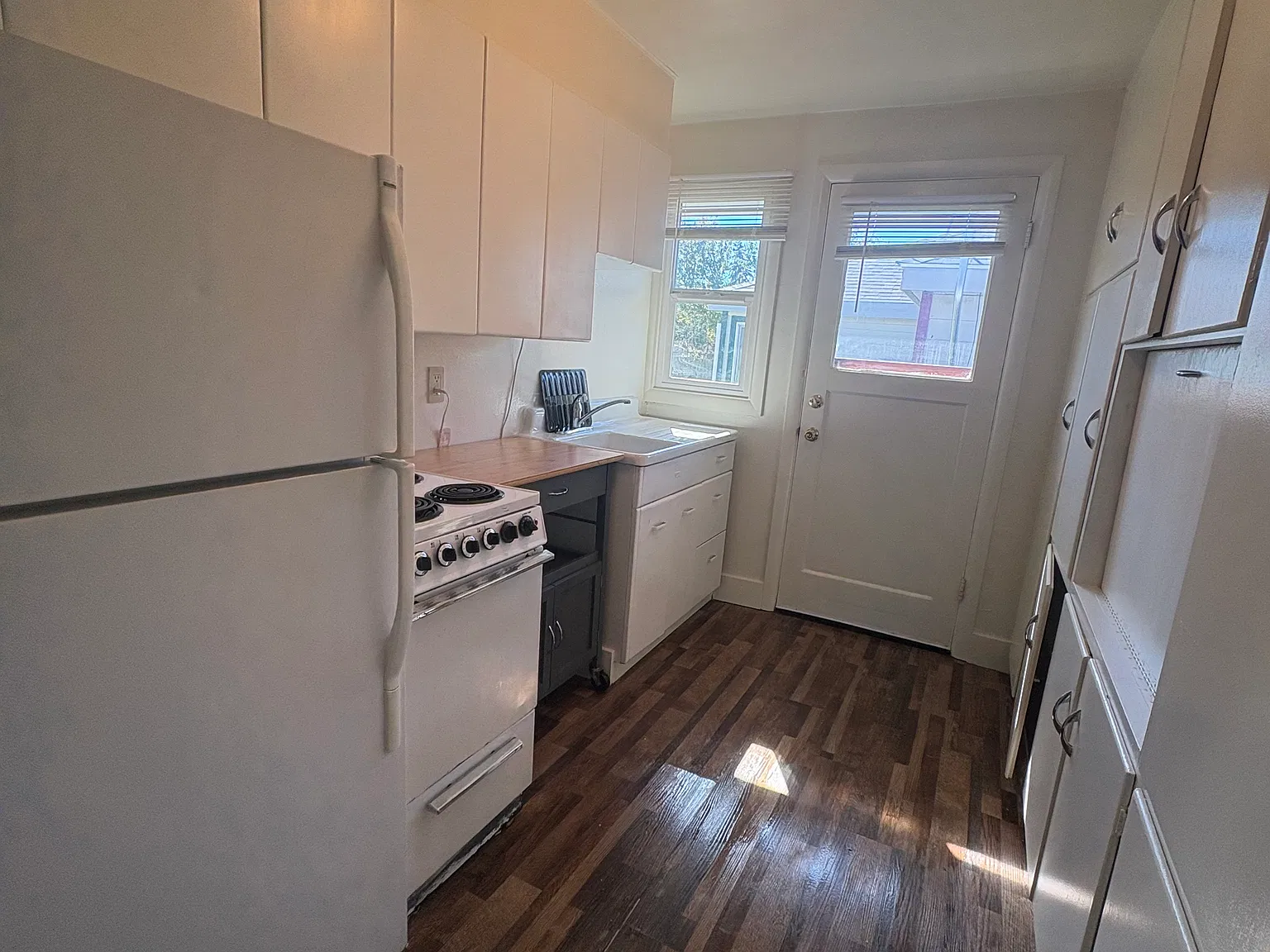 Studio, 450 sqft, $1,000 — Photo 2