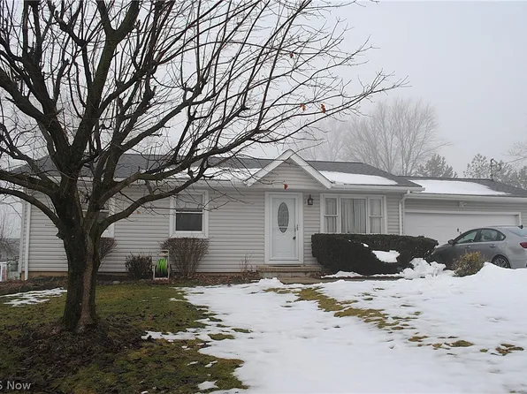 876 Hadcock Rd, Brunswick, OH 44212