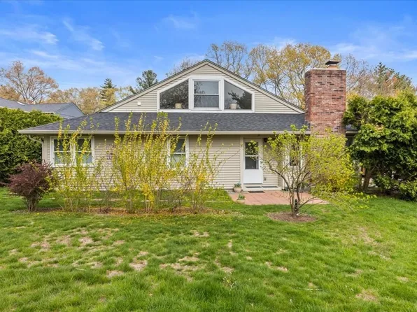 5 Ascot Ln #5, Uxbridge, MA 01569