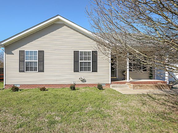 3rd image of 627 Eaglesham Dr