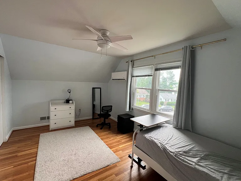 6017 Black Friars Cir — Photo 10