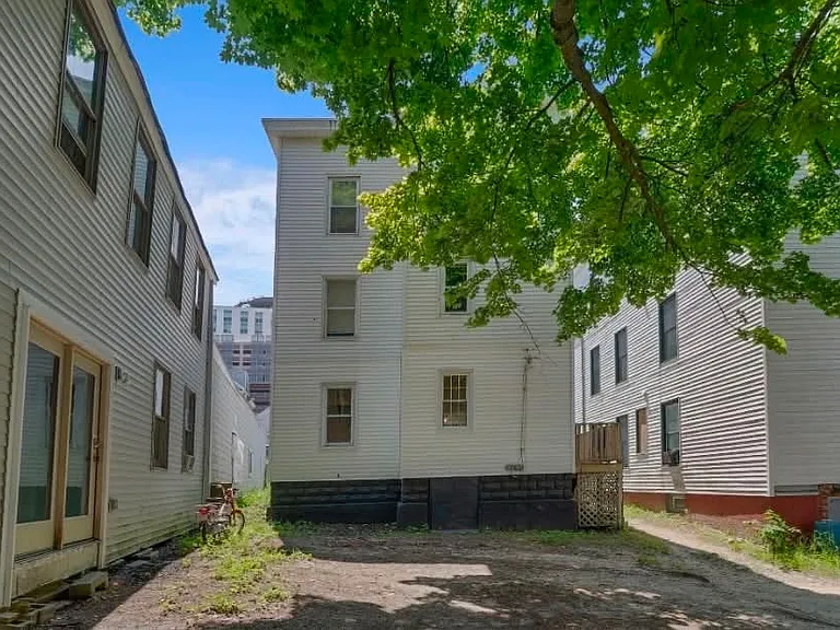 17 Boynton St #1 — Photo 17