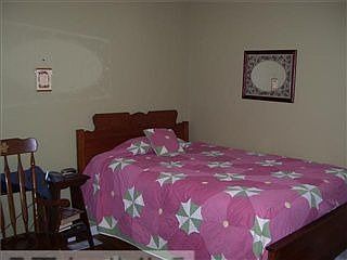 5th image of 1843 Oak Ridge Rd