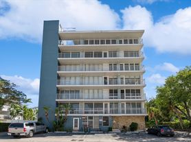 524 Orton Ave, Fort Lauderdale, FL