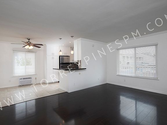 5th image of 4021 Richmond St APT 6